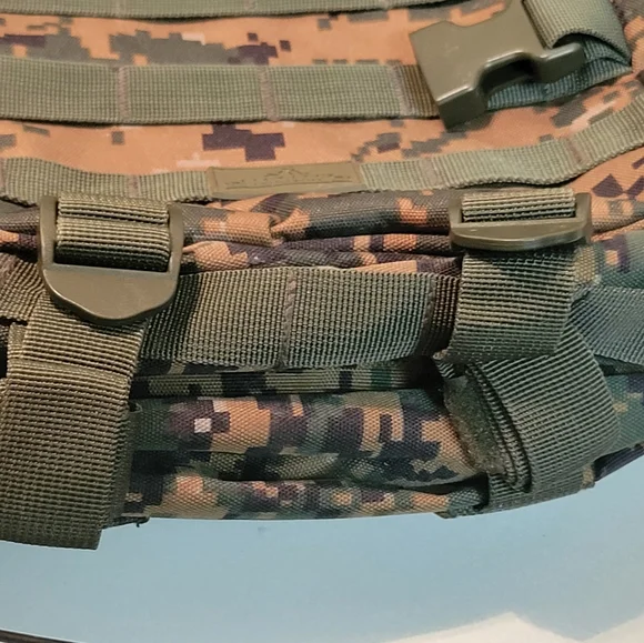 RED ROCK BACKPACK - Picture 8 of 14